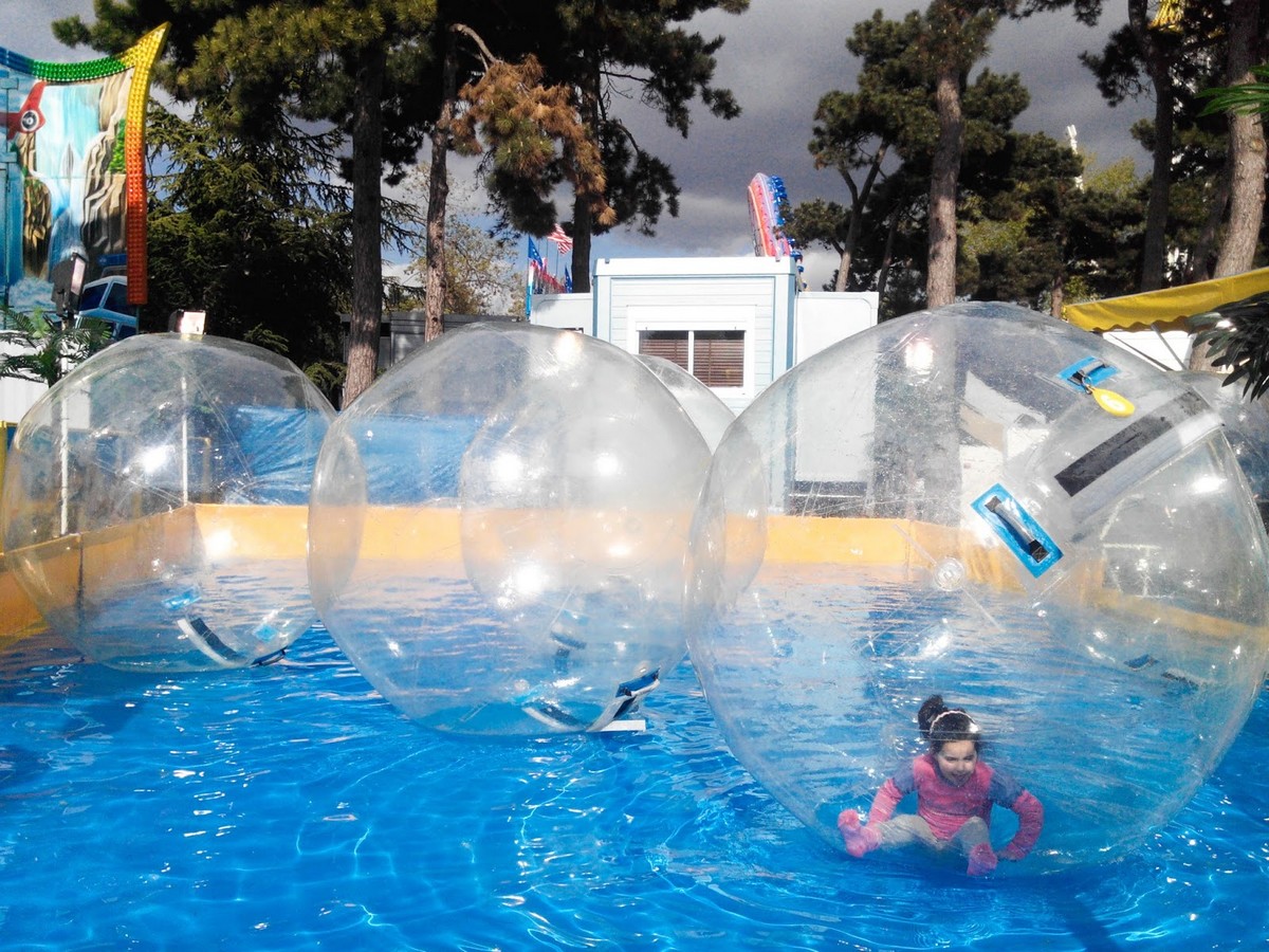 Water Balls