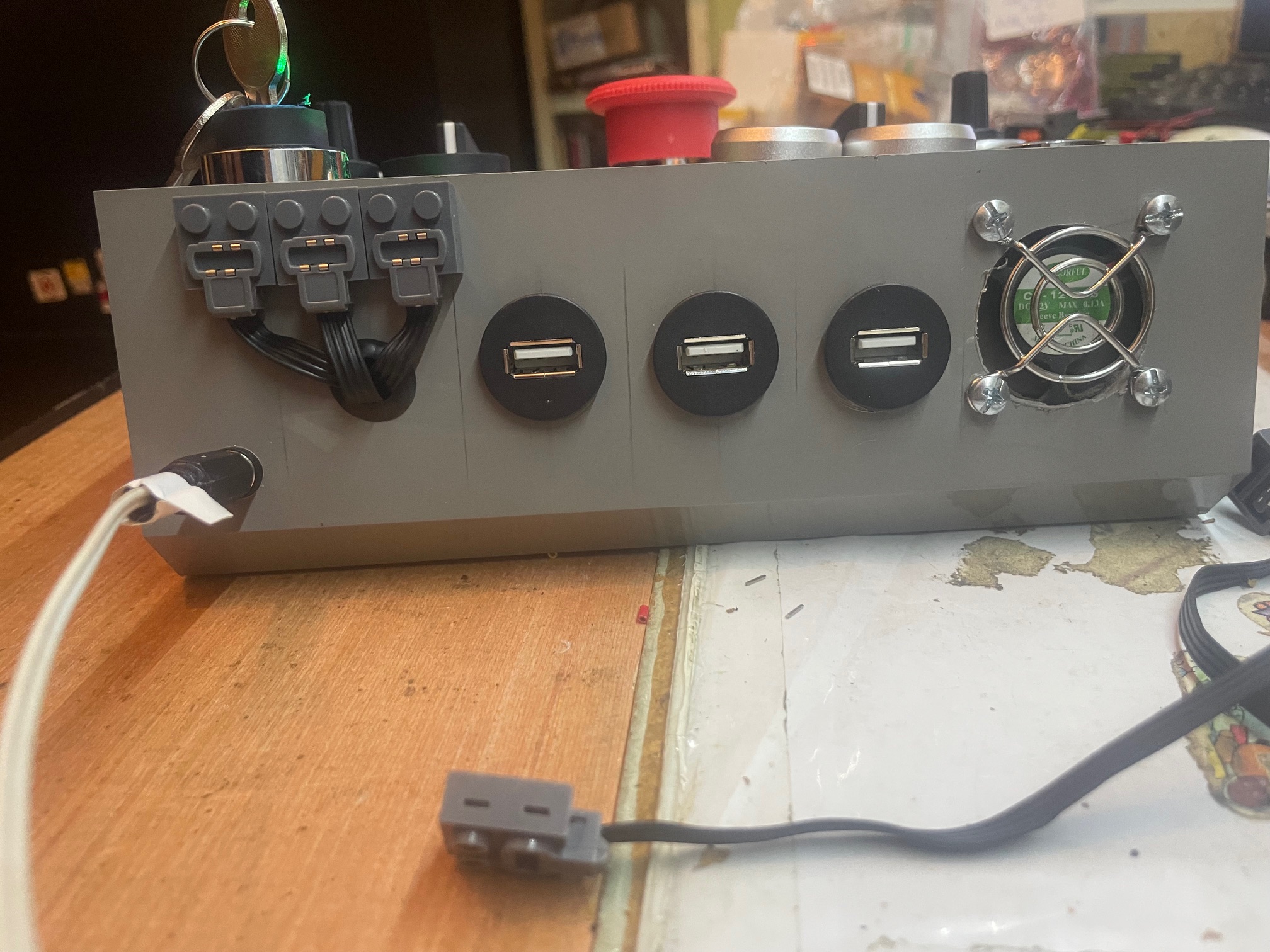 Pupitre de commandes 3 Moteurs – Image 3