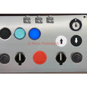 Pupitre de commandes pour 3 moteurs